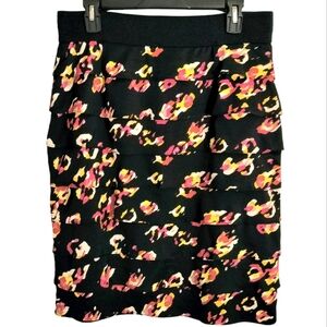Alfani ruffle pencil skirt with zipper closure size 10